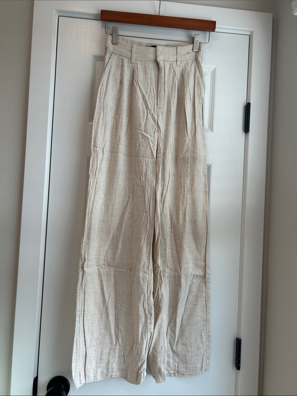 Hollister Wide-Leg Linen-Blend Pants in Light Beige